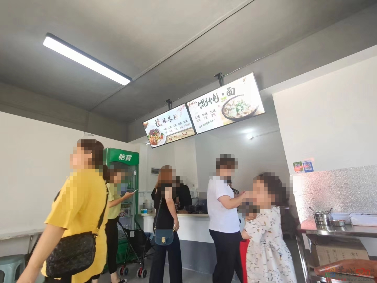 壹号公馆米粉店转让206 / 作者:论坛小编01 / 帖子ID:303955