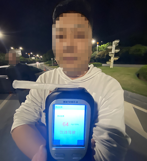 恭城一男子三年内3次酒（醉）驾被抓！274 / 作者:论坛小编01 / 帖子ID:305061