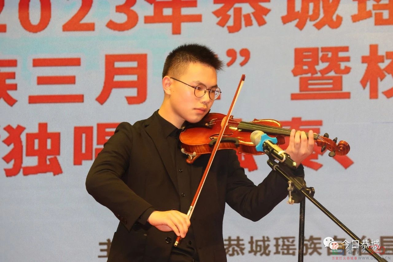 “三独”盛宴，“艺”彩飞扬——我县举办2023年“壮族三月三”暨校园文化艺术节“...744 / 作者:论坛小编01 / 帖子ID:306028