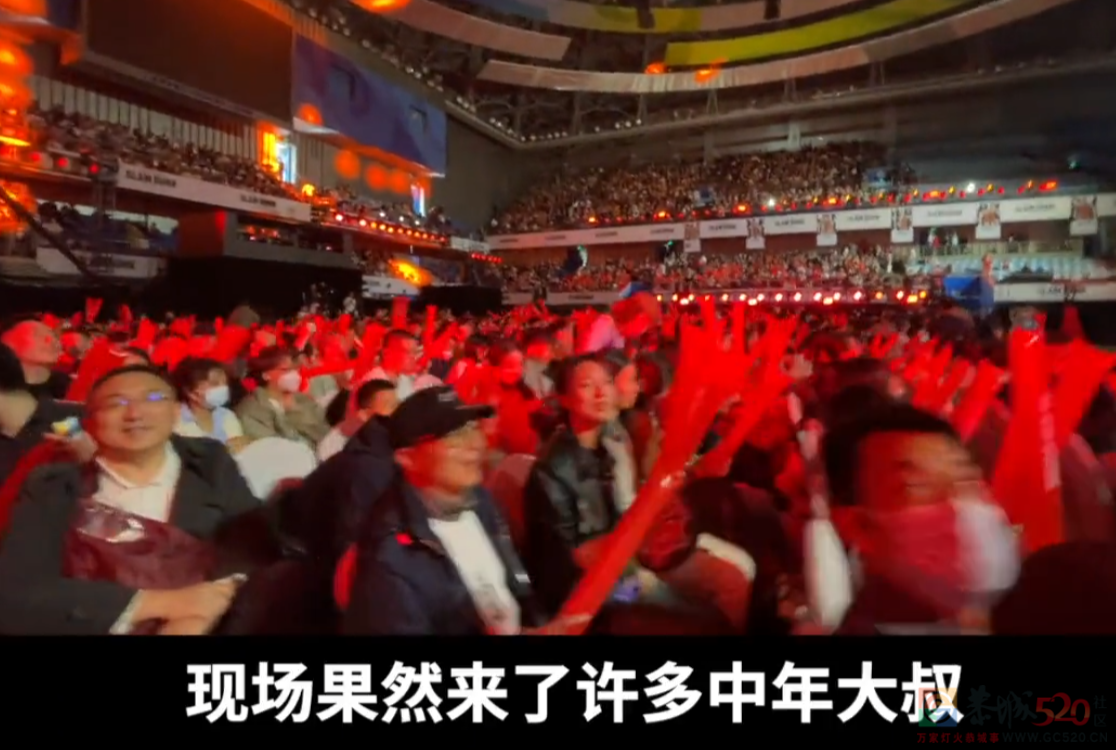 熬夜冲《灌篮高手》首映的老哥，一半哭崩了，一半睡懵了284 / 作者:儿时的回忆 / 帖子ID:306117