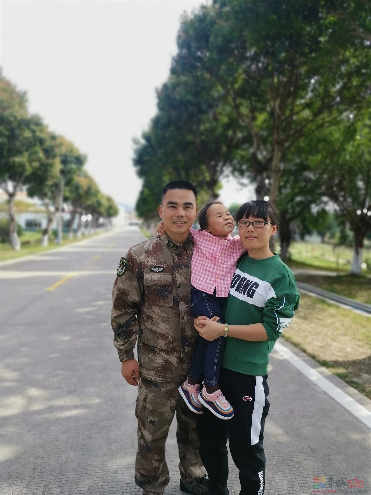 兵王的十年军婚，不易！47 / 作者:论坛小编01 / 帖子ID:306556
