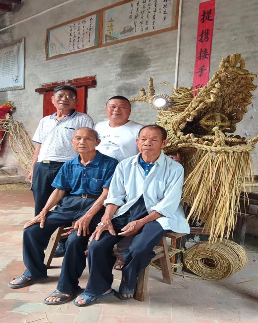 美丽苔塘草龙生72 / 作者:论坛小编01 / 帖子ID:308040