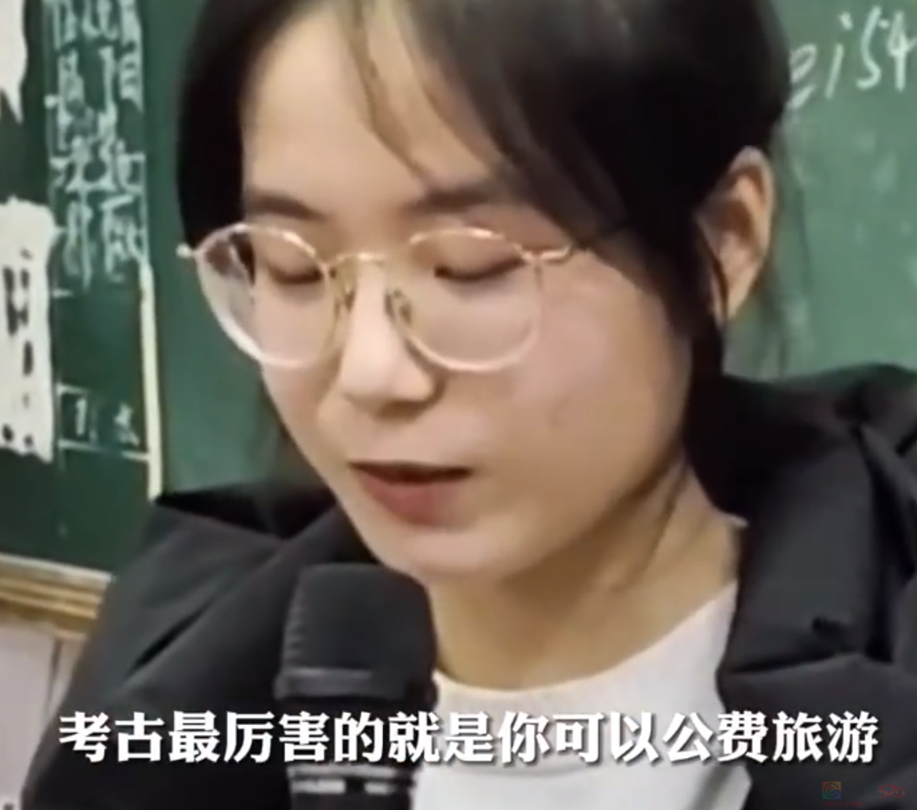 张雪峰的“难听大实话”爆火，是普通人最后的愤怒宣泄840 / 作者:儿时的回忆 / 帖子ID:308125