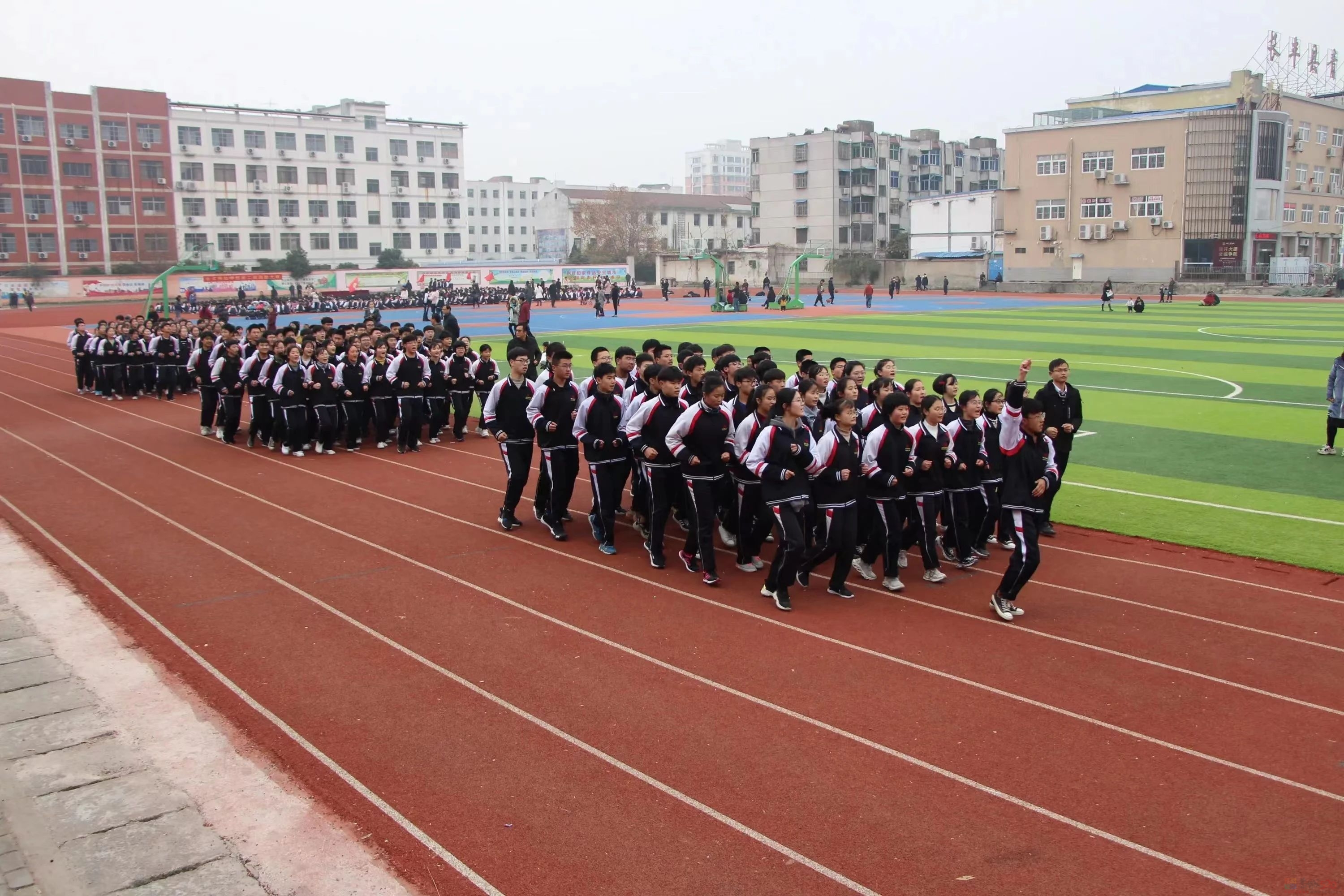 县城最好的一中，越来越难出“阶层跃升”的尖子511 / 作者:儿时的回忆 / 帖子ID:309762