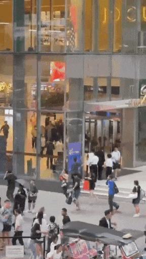 泰国枪击案14岁凶手曝光！读私立名校学费超贵，杀人前靶场疯狂训练状态恐怖！782 / 作者:儿时的回忆 / 帖子ID:310843