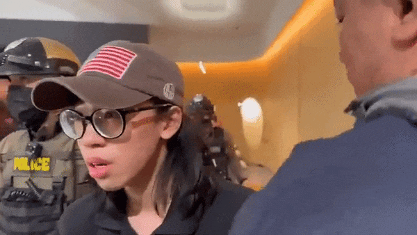 泰国枪击案14岁凶手曝光！读私立名校学费超贵，杀人前靶场疯狂训练状态恐怖！373 / 作者:儿时的回忆 / 帖子ID:310843