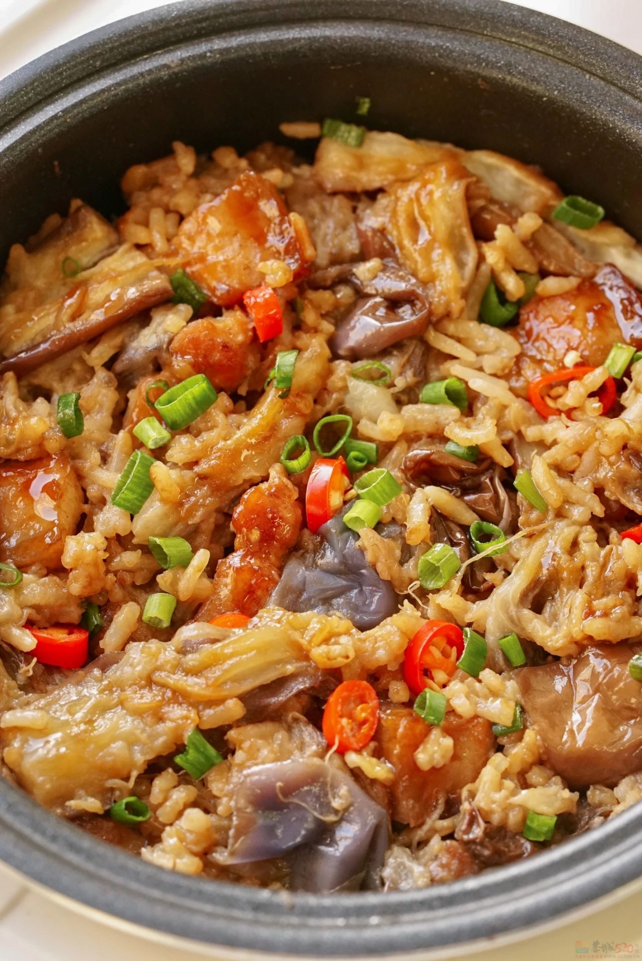 丑但好吃，一锅有菜有肉的冬季懒人焖饭。622 / 作者:爱生活爱美食 / 帖子ID:311977