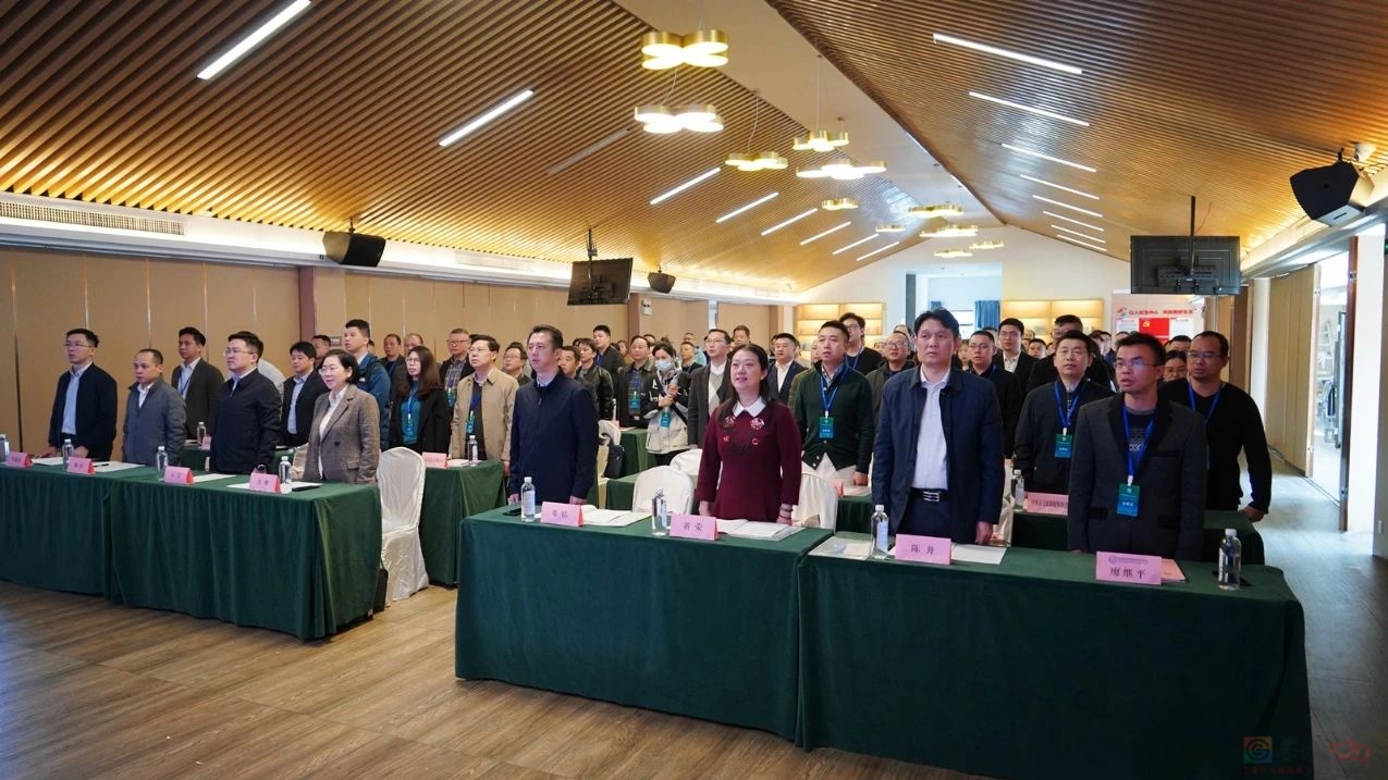 桂林市召开市网络文化协会成立大会250 / 作者:论坛小编01 / 帖子ID:312022