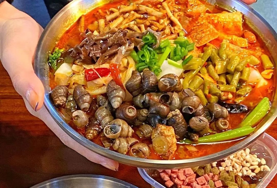 吃完口不干米粉无限续！螺蛳粉自由就来恭城这家店，越吃越有味……898 / 作者:论坛小编01 / 帖子ID:312386