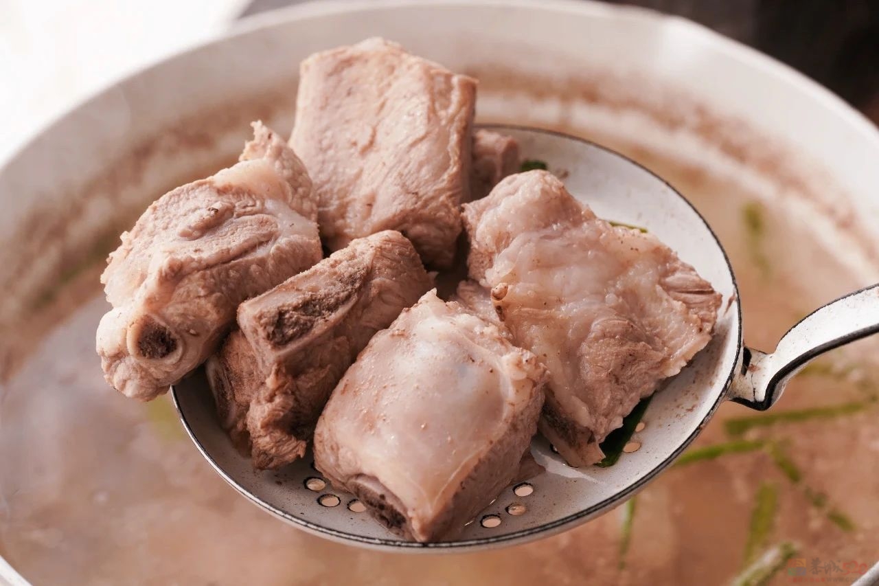 不知道吃啥，就吃排骨。621 / 作者:爱生活爱美食 / 帖子ID:312827