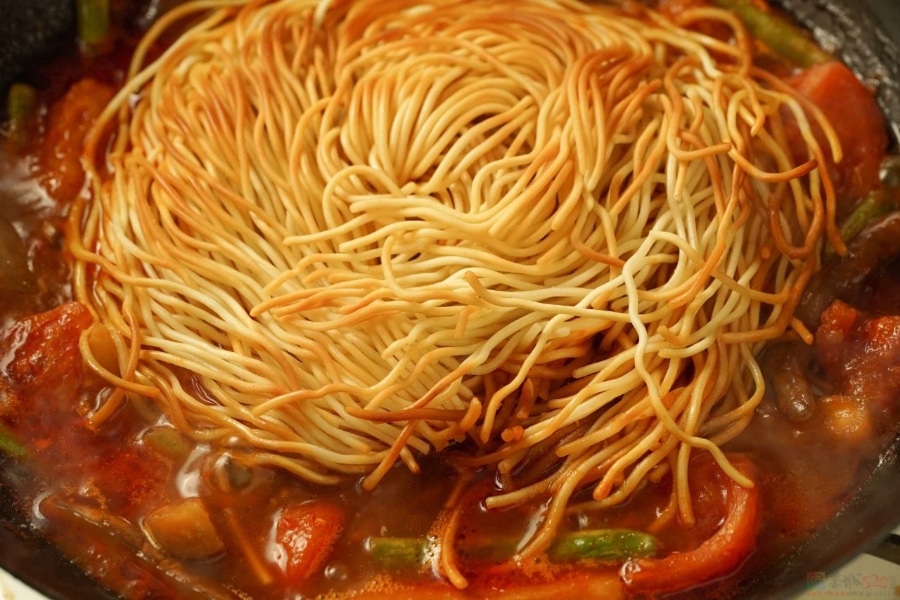 这一锅没有肉还快手，但把人香得七荤八素。691 / 作者:爱生活爱美食 / 帖子ID:312850