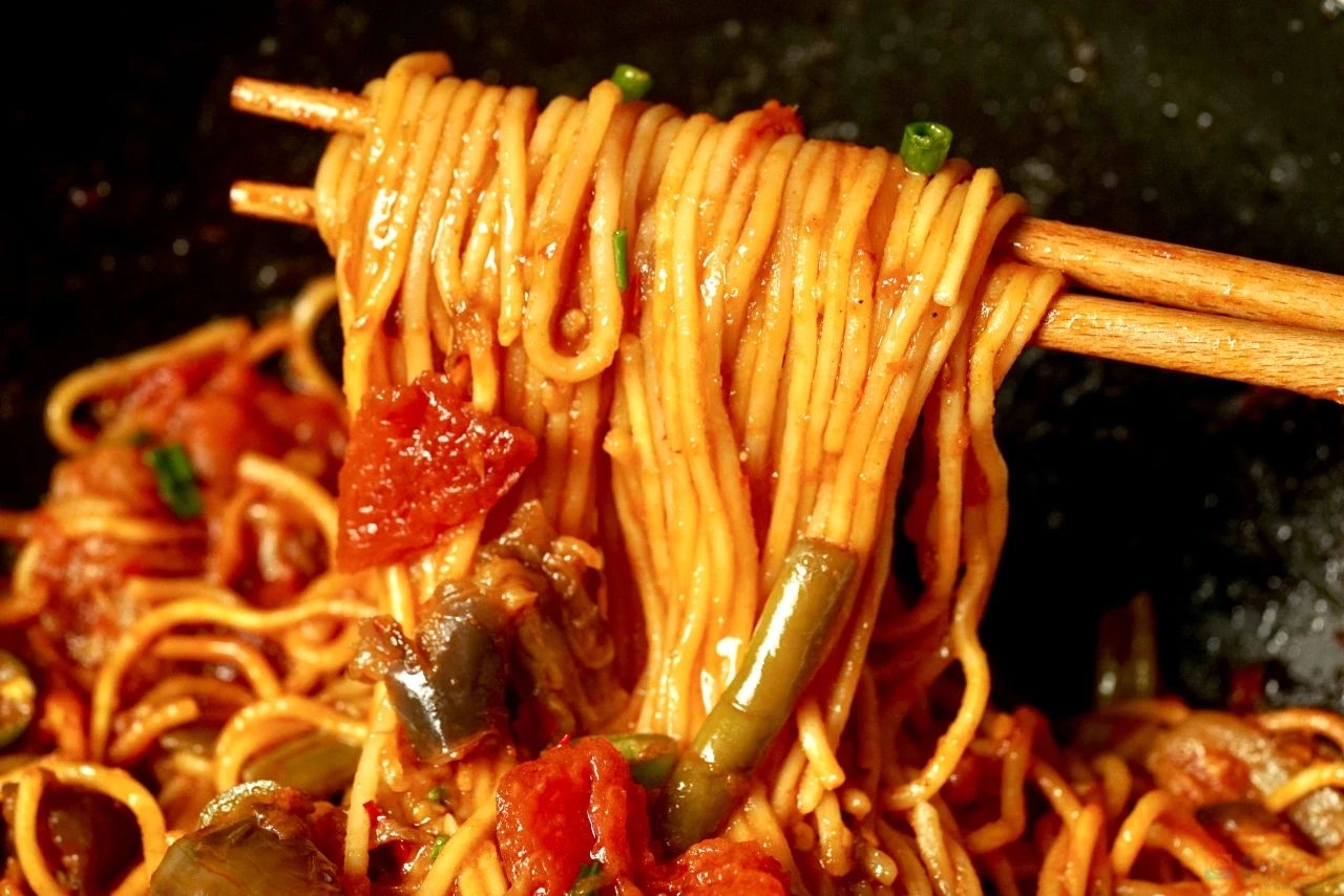 这一锅没有肉还快手，但把人香得七荤八素。291 / 作者:爱生活爱美食 / 帖子ID:312850
