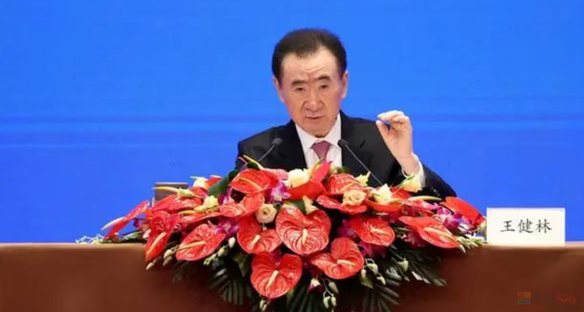 员工在年会唱“我妈就是董明珠”，马屁拍得全网都炸锅了831 / 作者:儿时的回忆 / 帖子ID:313424