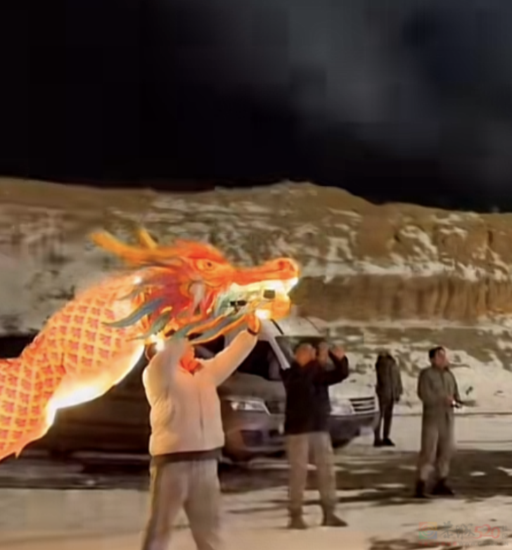 笑傻了，现在每个城市地标都有一条丑爆的龙187 / 作者:儿时的回忆 / 帖子ID:313567