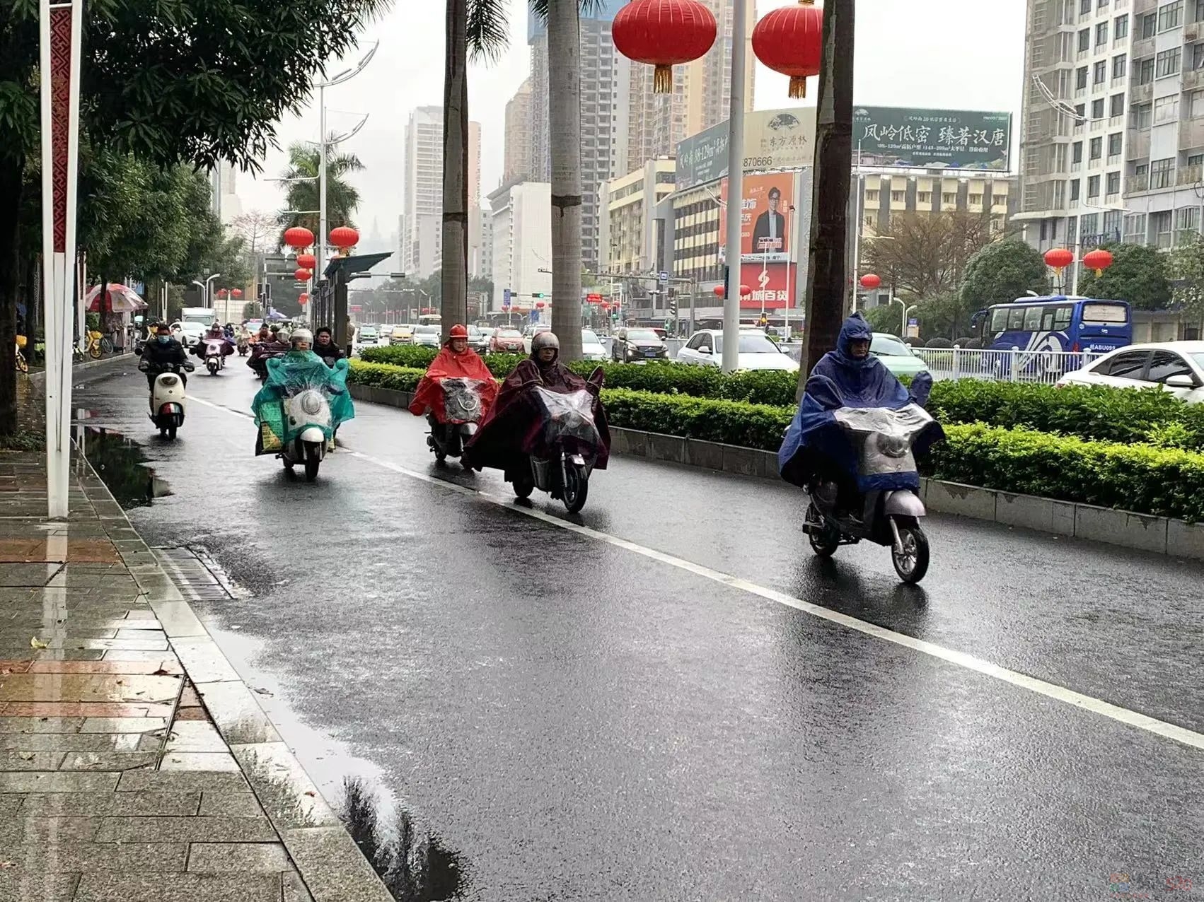 阴雨天+回南天，广西天气还是冷冷冷！697 / 作者:尹以为荣 / 帖子ID:313864