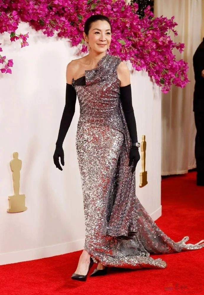 好莱坞女星集体回春？昨天的奥斯卡红毯，怎么个个都美得不像人类??……438 / 作者:放眼看世界 / 帖子ID:314135