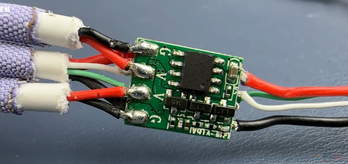 别再用一拖三数据线了，搞不好手机都给你都烧了97 / 作者:儿时的回忆 / 帖子ID:314186