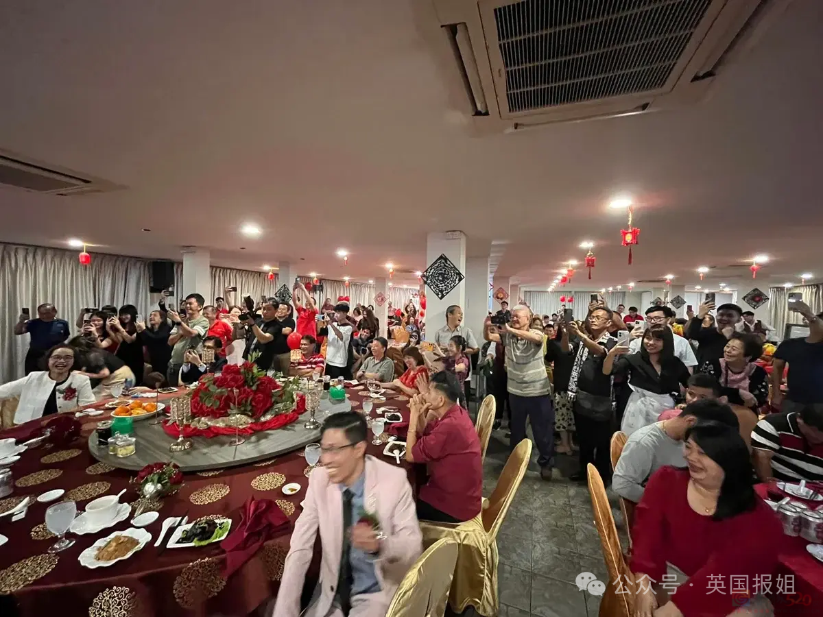 奇葩！华裔男办一场婚礼同时娶俩新娘！“都爱都娶，她们还是好闺蜜！”946 / 作者:放眼看世界 / 帖子ID:314189