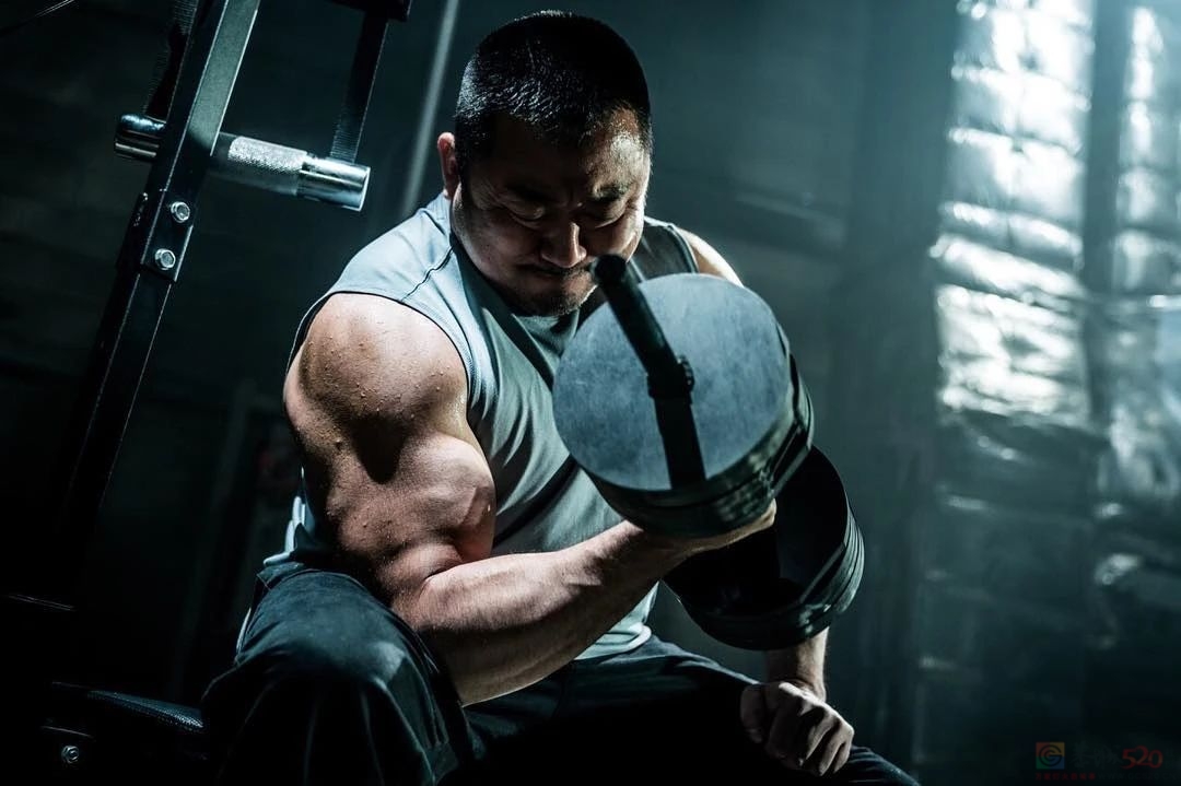 53岁韩国猛男一夜爆火，被中国网友捧为头像界顶流：太管用了！437 / 作者:放眼看世界 / 帖子ID:314309