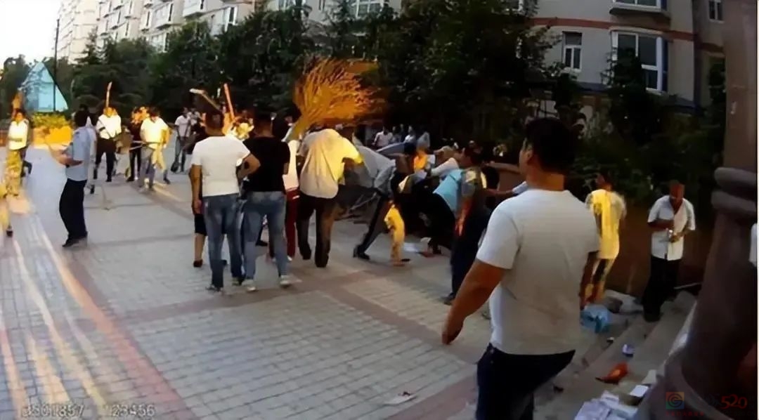 跨省群殴、亲人入狱，曾是“男人天堂”的“蓝翔”注销了212 / 作者:儿时的回忆 / 帖子ID:314324