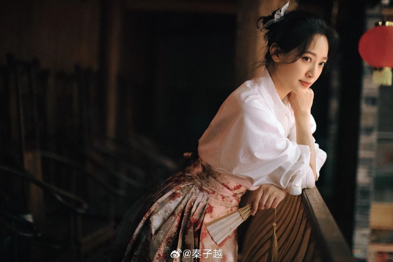 比李嘉欣还爽的内娱阔太：每月拿300万生活费，把老公当儿子哄……516 / 作者:儿时的回忆 / 帖子ID:314566