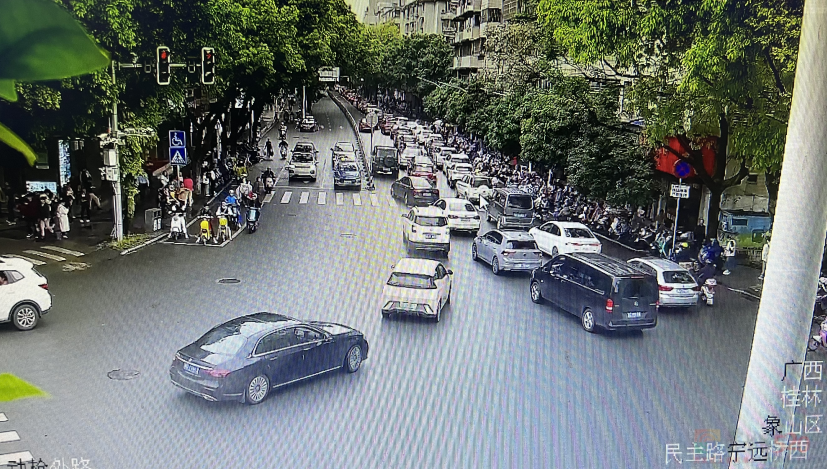 欢乐“广西三月三”，桂林交警护航保平安969 / 作者:尹以为荣 / 帖子ID:314636