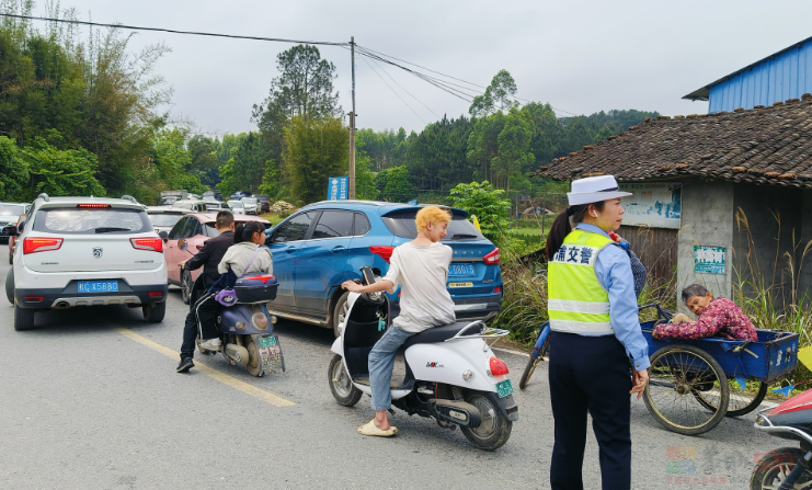 欢乐“广西三月三”，桂林交警护航保平安693 / 作者:尹以为荣 / 帖子ID:314636