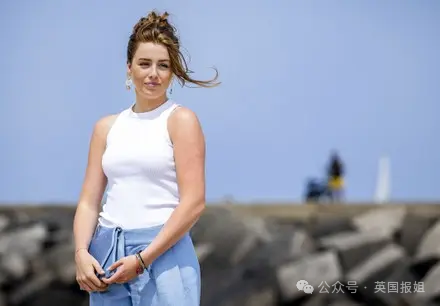 荷兰国王生日，全国大放假！亲民逗比一家五口带民众狂欢，三位公主福气长相超吸睛！496 / 作者:放眼看世界 / 帖子ID:314914