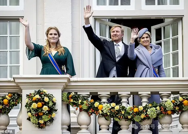 荷兰国王生日，全国大放假！亲民逗比一家五口带民众狂欢，三位公主福气长相超吸睛！161 / 作者:放眼看世界 / 帖子ID:314914