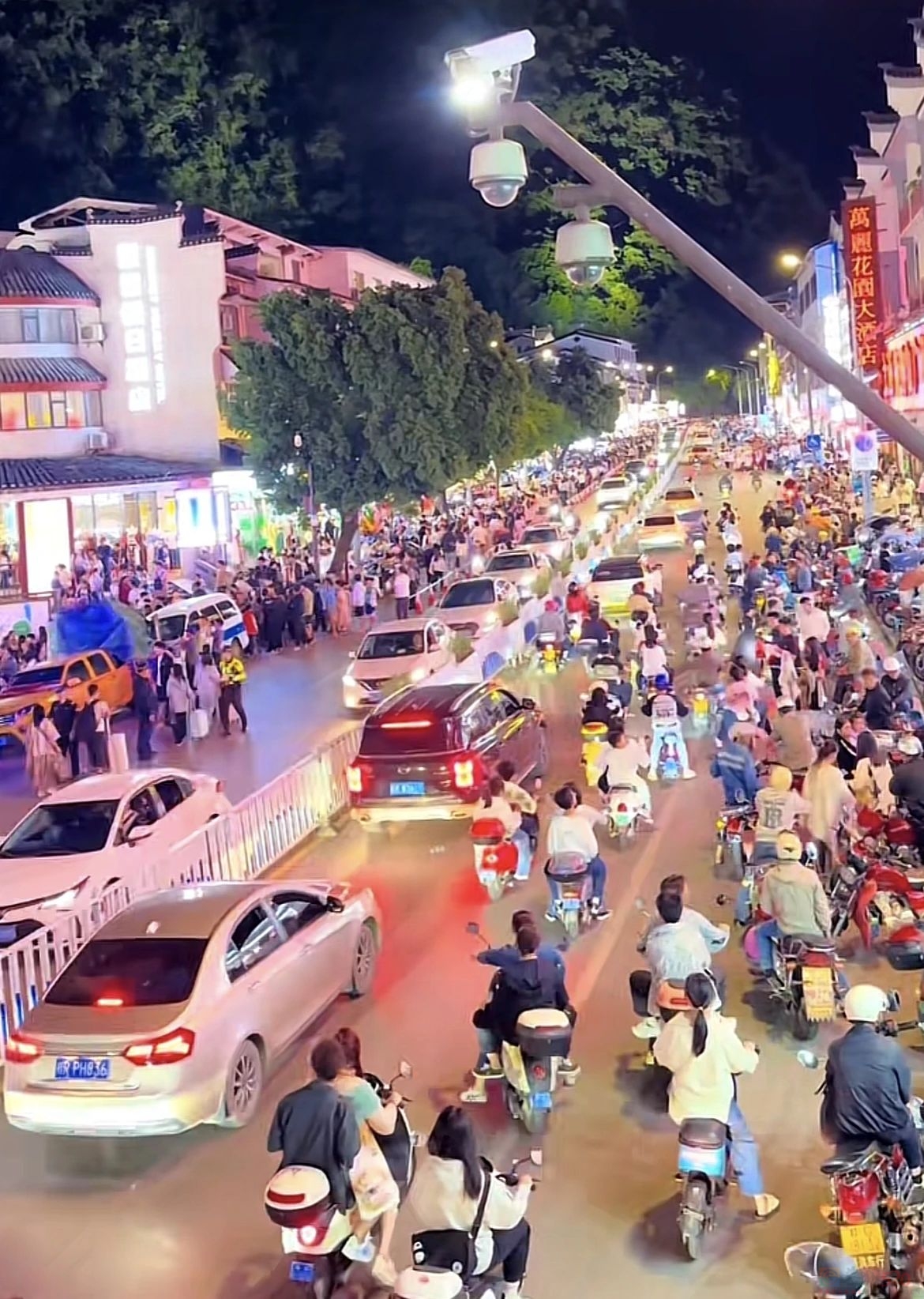 震撼直击！桂林大爆发826 / 作者:尹以为荣 / 帖子ID:314978