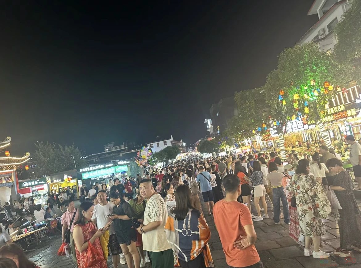 震撼直击！桂林大爆发254 / 作者:尹以为荣 / 帖子ID:314978