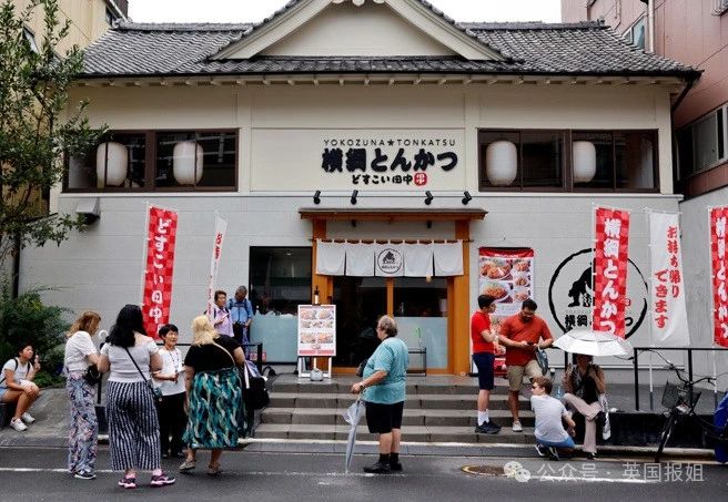 日本人嫌弃外国游客是“公害”！日元暴跌游客挤爆，专家提议外国人交游客税，吃饭给更高价？462 / 作者:放眼看世界 / 帖子ID:315014