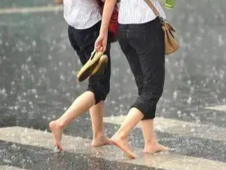 暴雨来袭，桂林这些路段积水无法通行......（附最新路况）45 / 作者:尹以为荣 / 帖子ID:315248