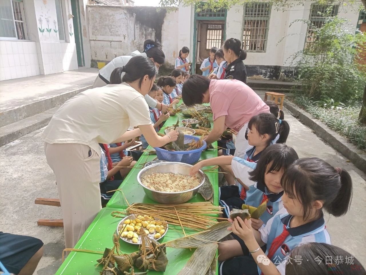 我县各学校开展端午节系列活动623 / 作者:论坛小编01 / 帖子ID:315603