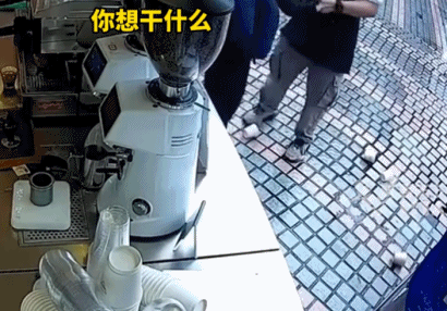 Manner员工怒泼顾客后，全网都在扒它是“咖啡界血汗工厂”551 / 作者:儿时的回忆 / 帖子ID:315815