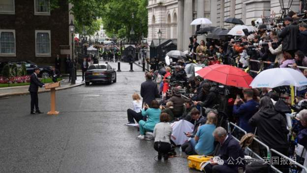英国首相又跑了？！8年连换6个，最短44天？民众不在意：换谁都一样……343 / 作者:放眼看世界 / 帖子ID:316035