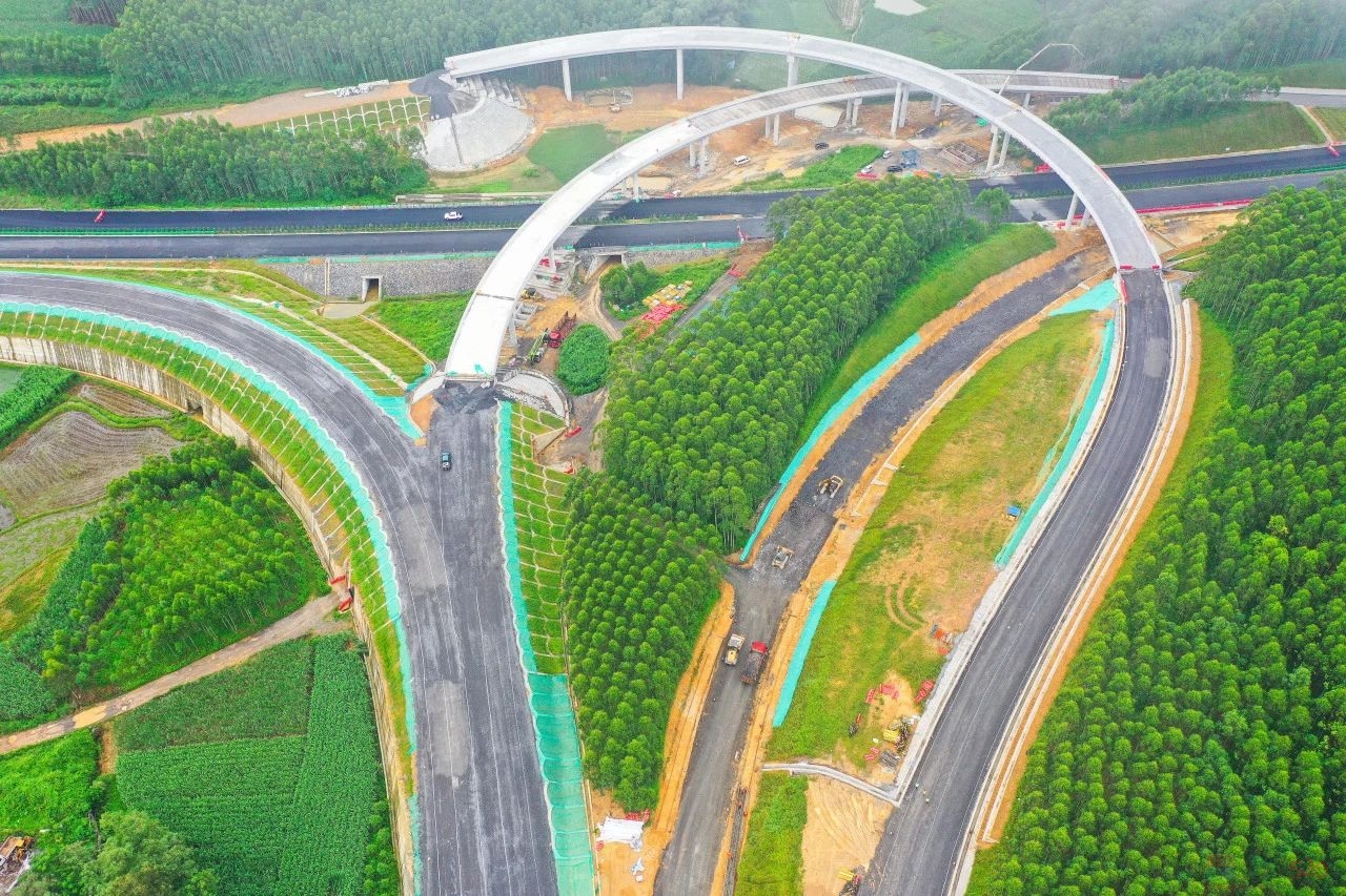 涉及8个市！广西多条高速公路“猛”刷进度→490 / 作者:尹以为荣 / 帖子ID:316647