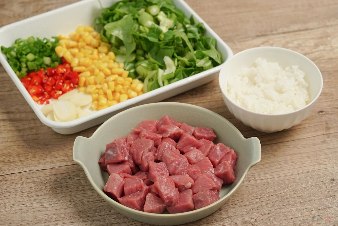 炒饭这么做，勺都差点吃掉。342 / 作者:爱生活爱美食 / 帖子ID:317041