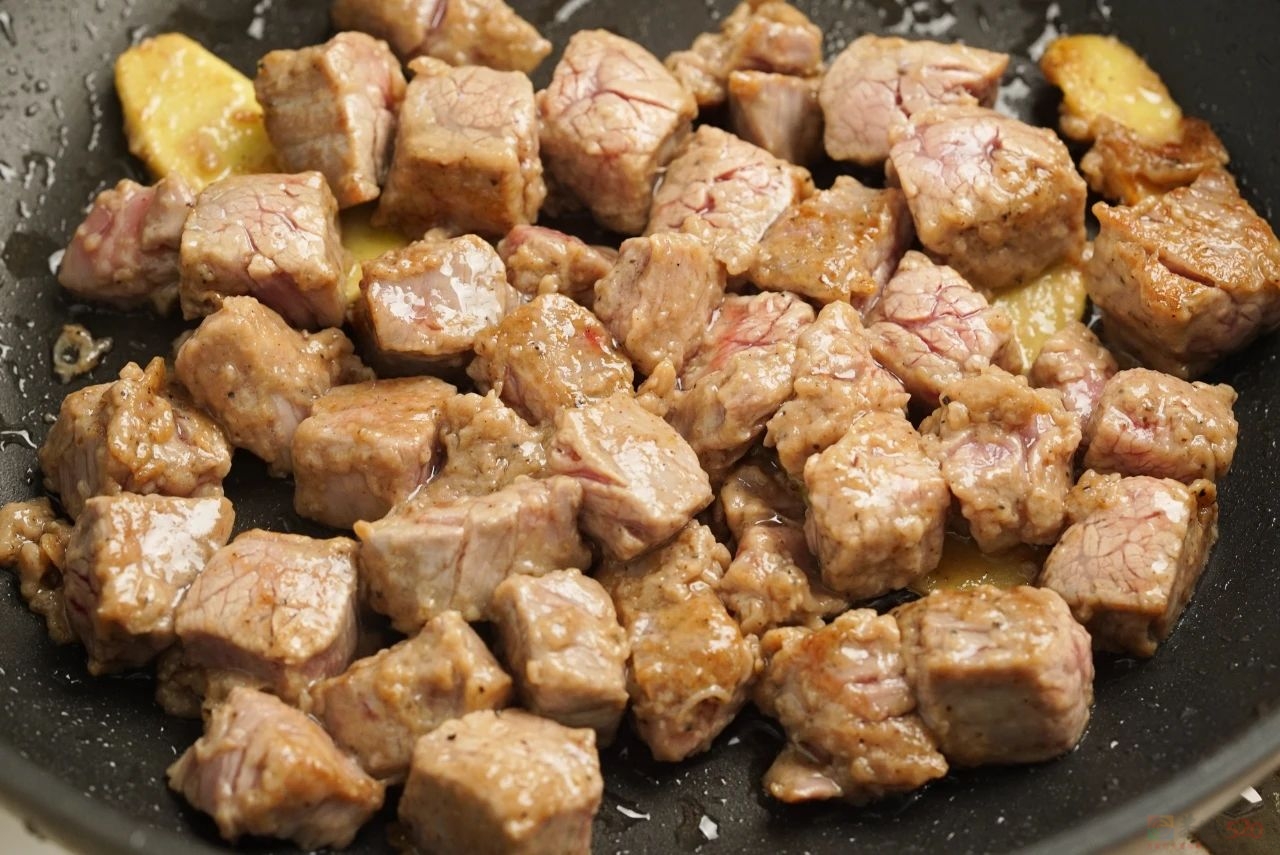 炒饭这么做，勺都差点吃掉。524 / 作者:爱生活爱美食 / 帖子ID:317041
