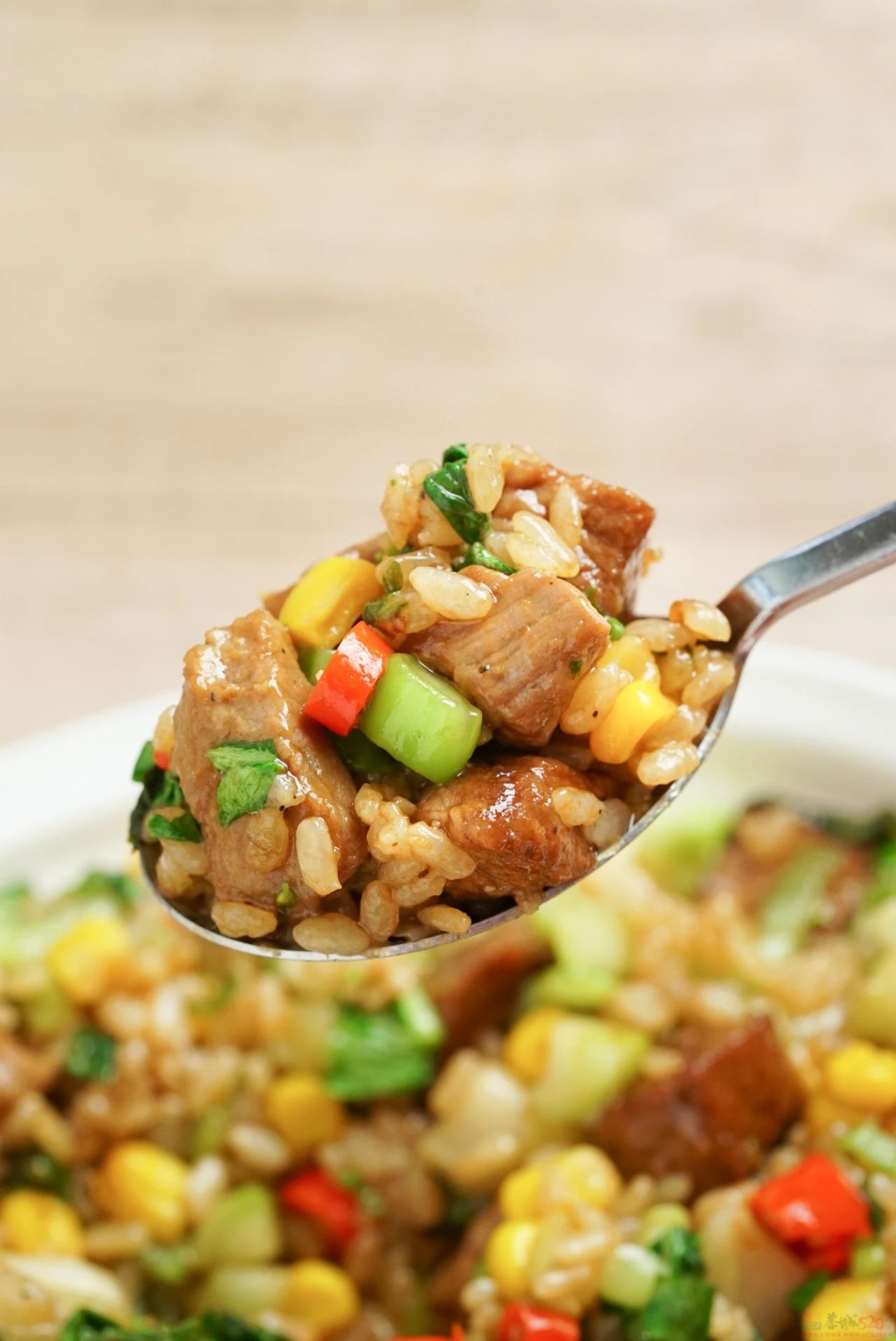 炒饭这么做，勺都差点吃掉。735 / 作者:爱生活爱美食 / 帖子ID:317041