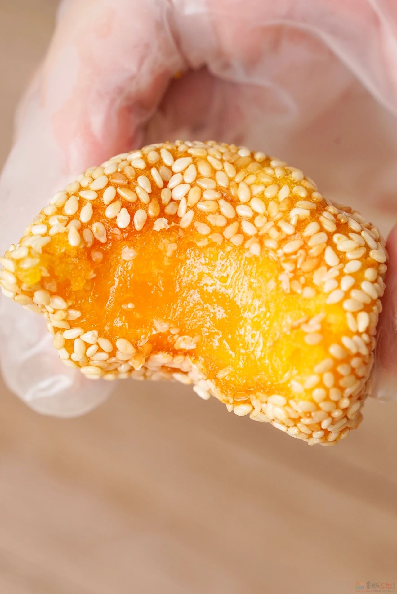 它超级圆，但压扁了更好吃。948 / 作者:爱生活爱美食 / 帖子ID:317180