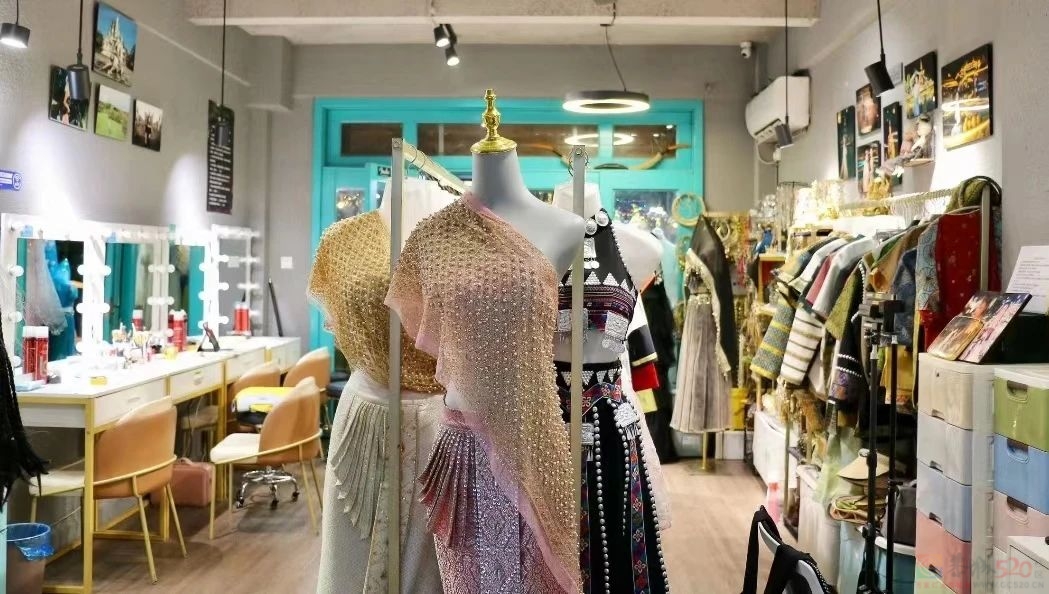 制造「流水线公主」的旅拍店，卷不动了811 / 作者:儿时的回忆 / 帖子ID:317249