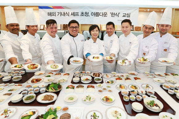 韩国官媒下场“抢”鲁菜？力挺知名厨艺节目“拔丝地瓜”是韩料，又要抓紧申遗？网友：我真服了…741 / 作者:放眼看世界 / 帖子ID:317506