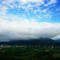 彩虹、月亮、雨后