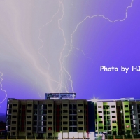 雷暴