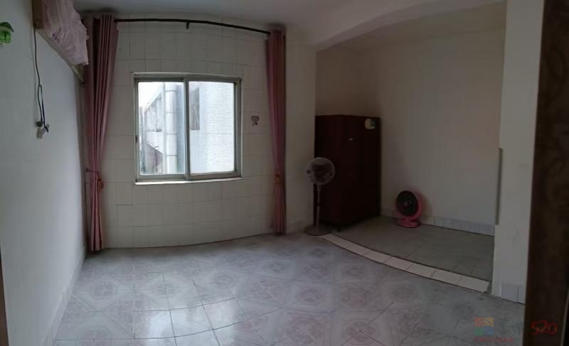 出租：三房一厅一厨一卫（带部分家电家具）
地址：物资局大院（老车站附近 ...672 / 作者:中年大叔 / 帖子ID:320822