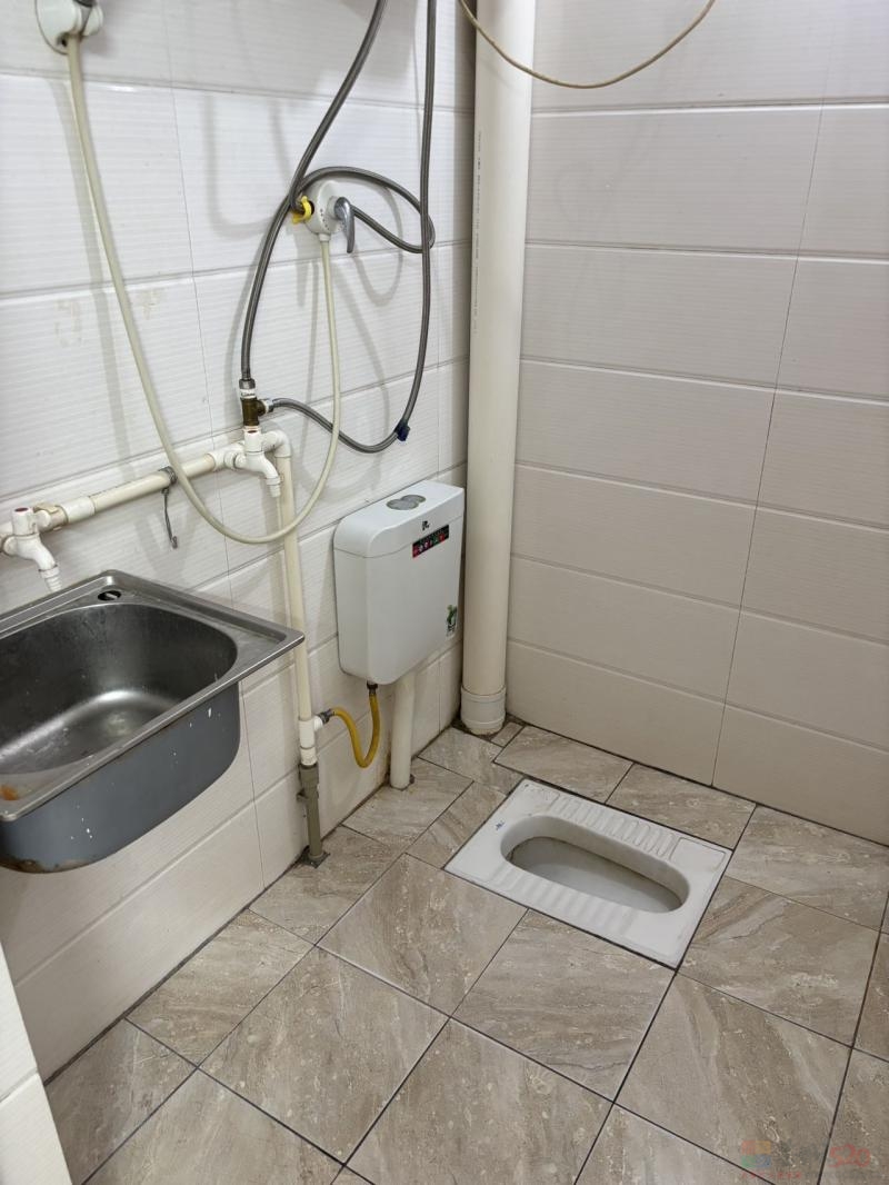 24米街单间出租，楼下可停电动车及充电，干净整洁环境安静，拎包入住 ...439 / 作者:周周43 / 帖子ID:320866