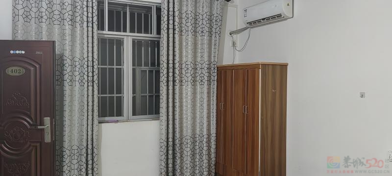 有房子出租3楼4楼。单房带卫生间、电热水器、有空调，有冰箱，床铺、 有洗 ...667 / 作者:18290071D9lN / 帖子ID:320903