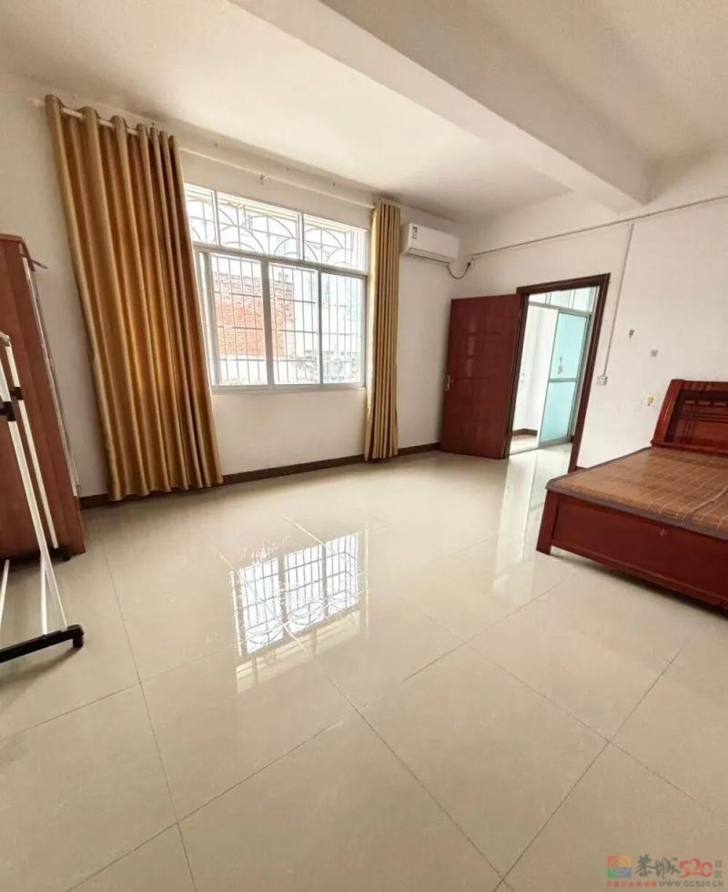 拱辰东路6巷29号（菜市场大参林药店路口往下走） 单间配套出租 价格300-400 ...321 / 作者:李琳Dossen / 帖子ID:320930