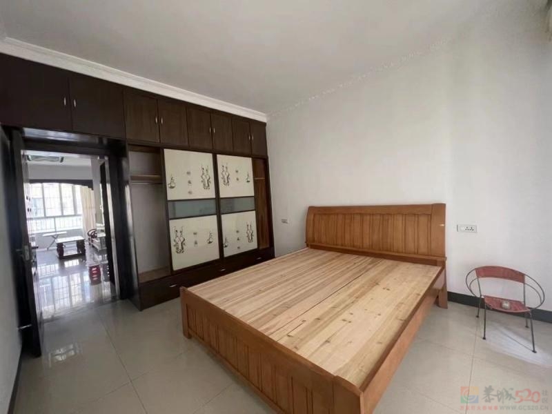 惠丰花园小区，两房一厅一厨一卫，家具家电高清机顶盒主卧空调，三楼八十平 ...885 / 作者:迷糊小妞 / 帖子ID:320939